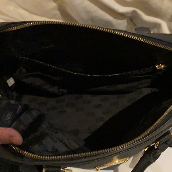 Michael Kors purse and wallet - Picture 7 of 8